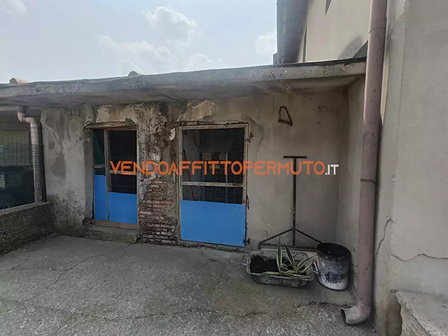 Immagine 2 di Casa indipendente in vendita  in VIA DELLE MOIE a Urgnano