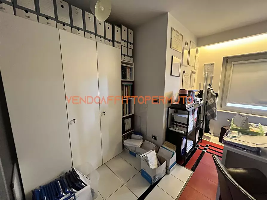 Immagine 2 di Ufficio in vendita  in VIA MATTEOTTI a Romano Di Lombardia