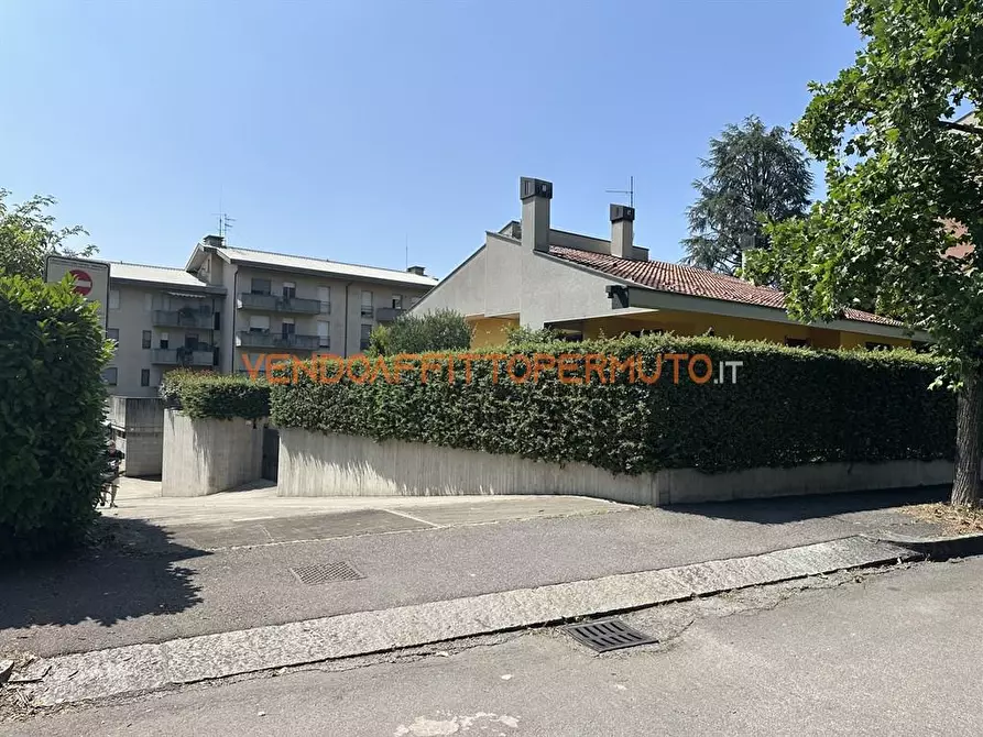 Immagine 6 di Box auto in vendita  in VIA TRENTO 57 a Treviglio