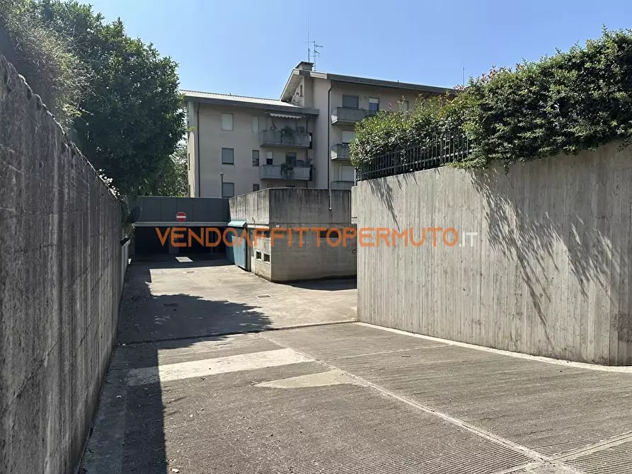 Immagine 8 di Box auto in vendita  in VIA TRENTO 57 a Treviglio