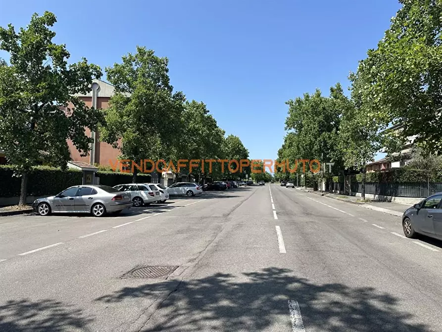 Immagine 3 di Box auto in vendita  in VIA TRENTO 57 a Treviglio