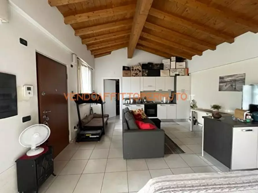 Immagine 1 di Appartamento in vendita  in PIAZZA GIUSEPPE GARIBALDI a Ghisalba