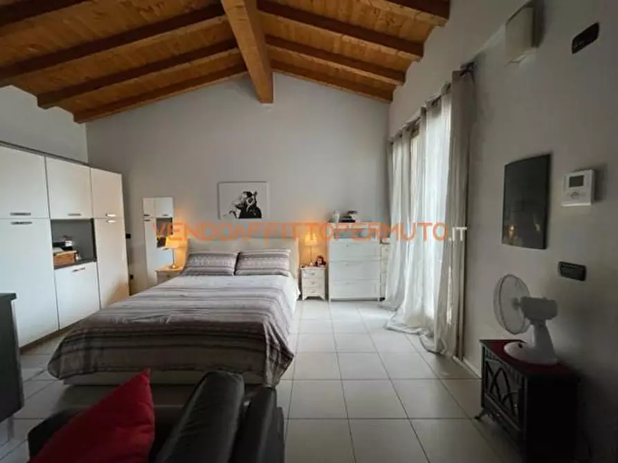 Immagine 2 di Appartamento in vendita  in PIAZZA GIUSEPPE GARIBALDI a Ghisalba