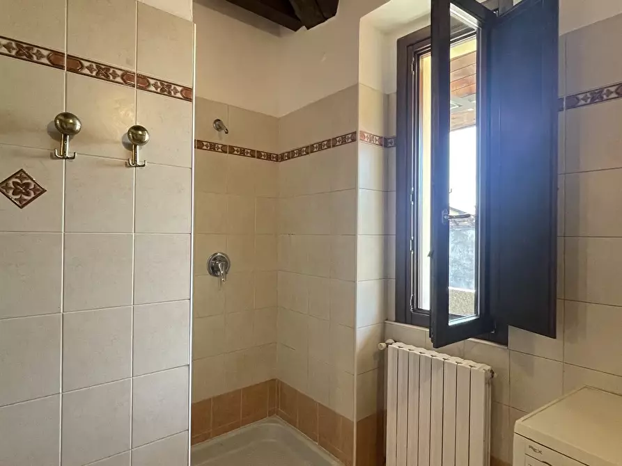 Immagine 3 di Appartamento in vendita  in VIA MARCONI 18 a Calvenzano