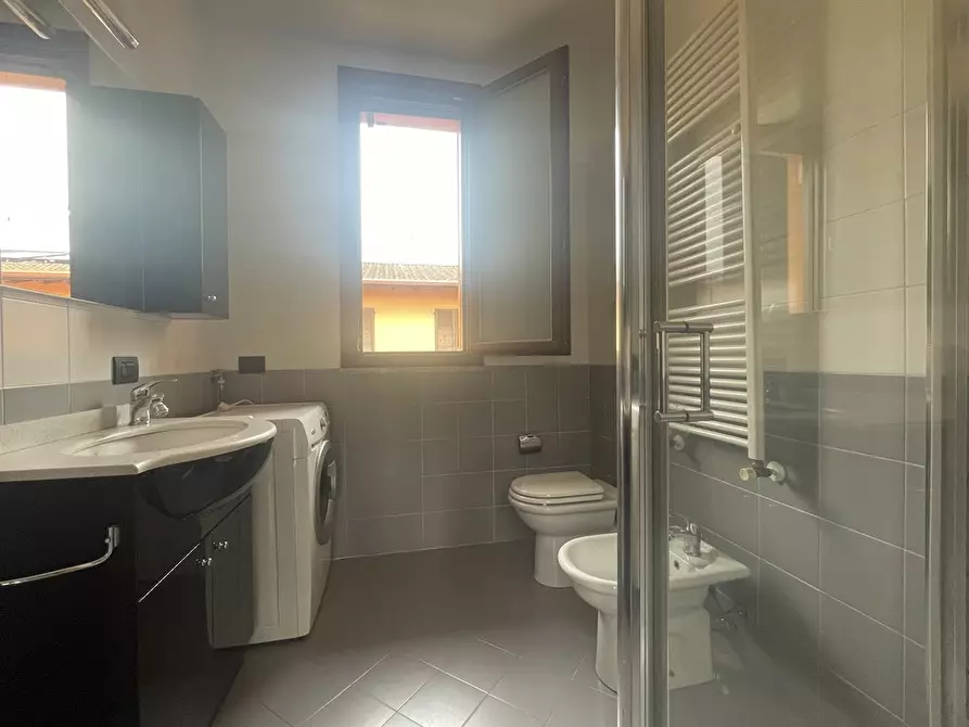 Immagine 1 di Appartamento in vendita  in via firenze 18 a Calvenzano