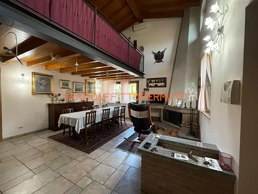 Immagine 7 di Villa in vendita  in VIA LOMBARDIA a Romano Di Lombardia