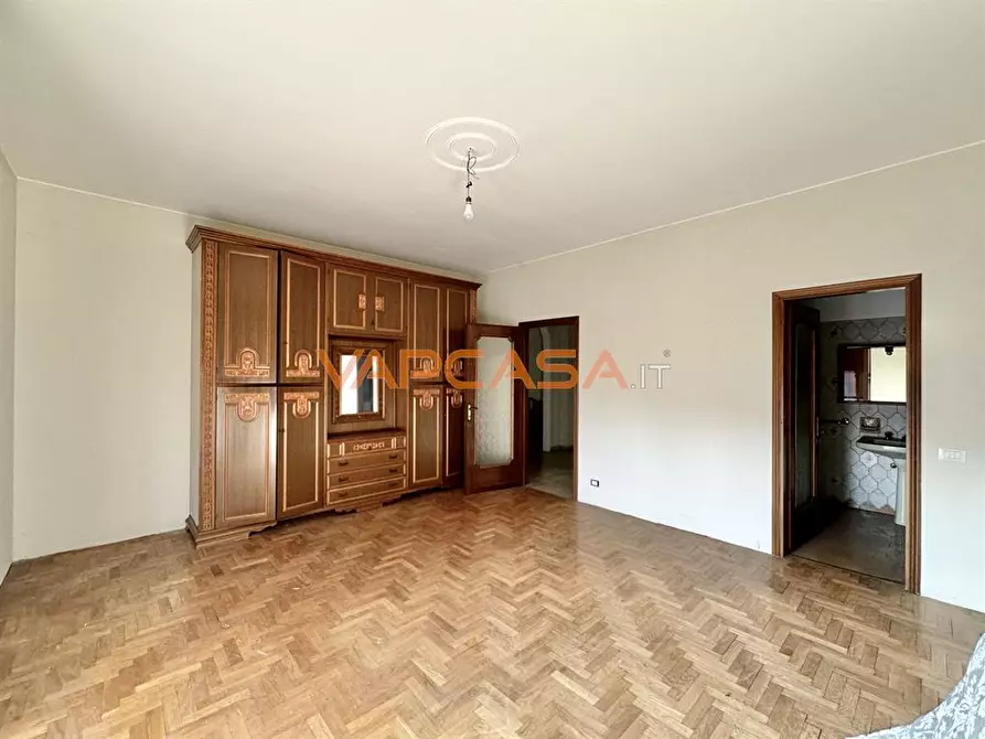 Immagine 6 di Casa bifamiliare in vendita  in VIA FOSSE ARDEATINE a Calcio