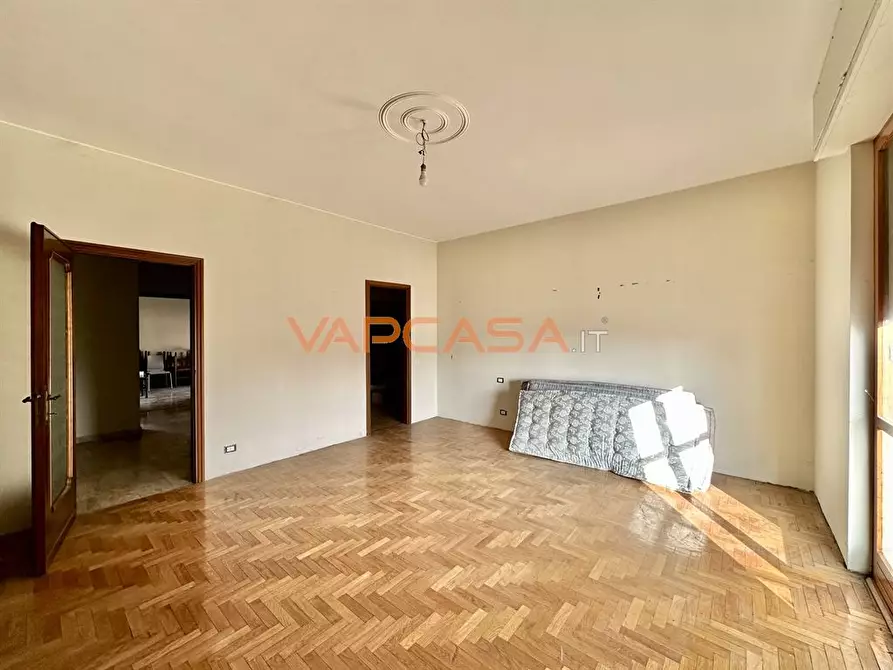 Immagine 5 di Casa bifamiliare in vendita  in VIA FOSSE ARDEATINE a Calcio