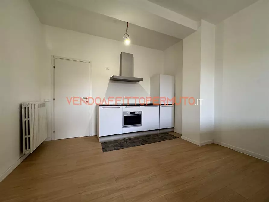 Immagine 1 di Appartamento in vendita  in VIA PAPA GIOVANNI XXIII a Calcio