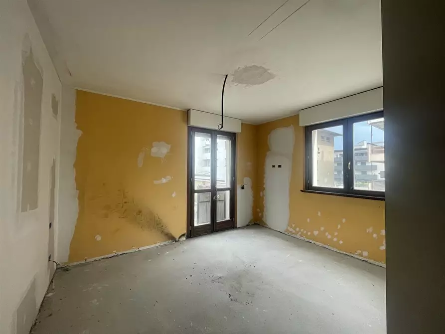 Immagine 4 di Appartamento in vendita  in VIA PONTIROLO a Treviglio