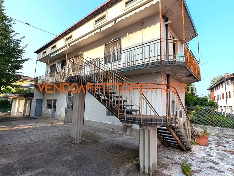 Immagine 6 di Casa indipendente in vendita  in VIA CIRCONVALLAZIONE OVEST a Ciserano