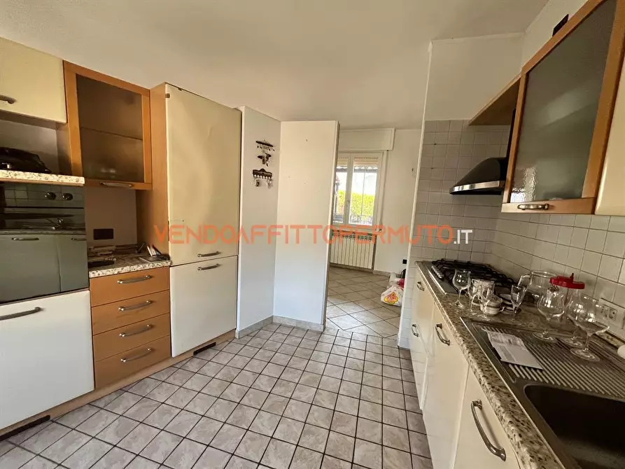 Immagine 7 di Casa indipendente in vendita  in VIA DONIZETTI a Romano Di Lombardia