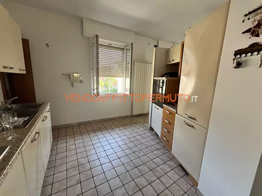 Immagine 6 di Casa indipendente in vendita  in VIA DONIZETTI a Romano Di Lombardia