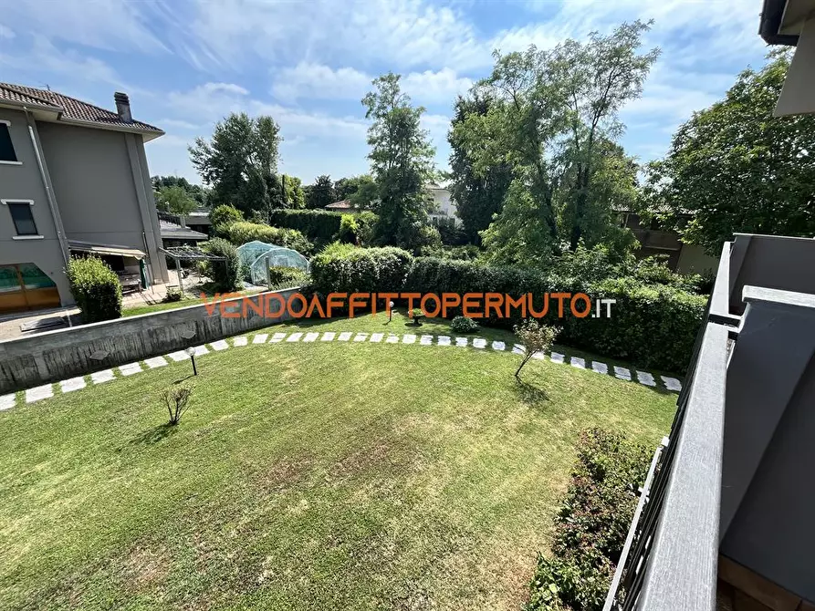 Immagine 2 di Appartamento in vendita  in VIA MOLINO a Isso