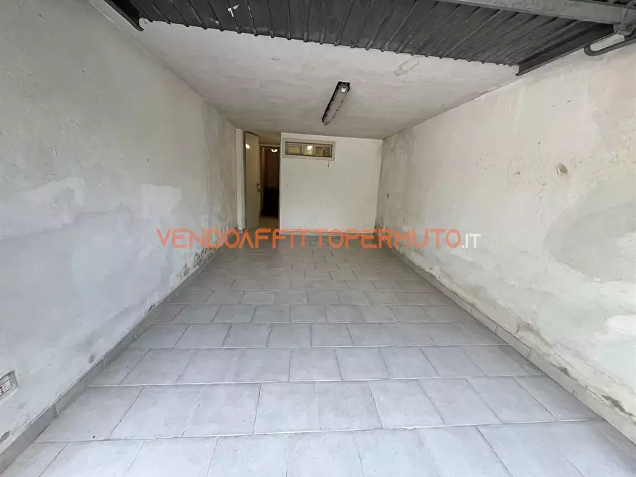 Immagine 9 di Palazzo in vendita  in VIA MOLINO a Isso