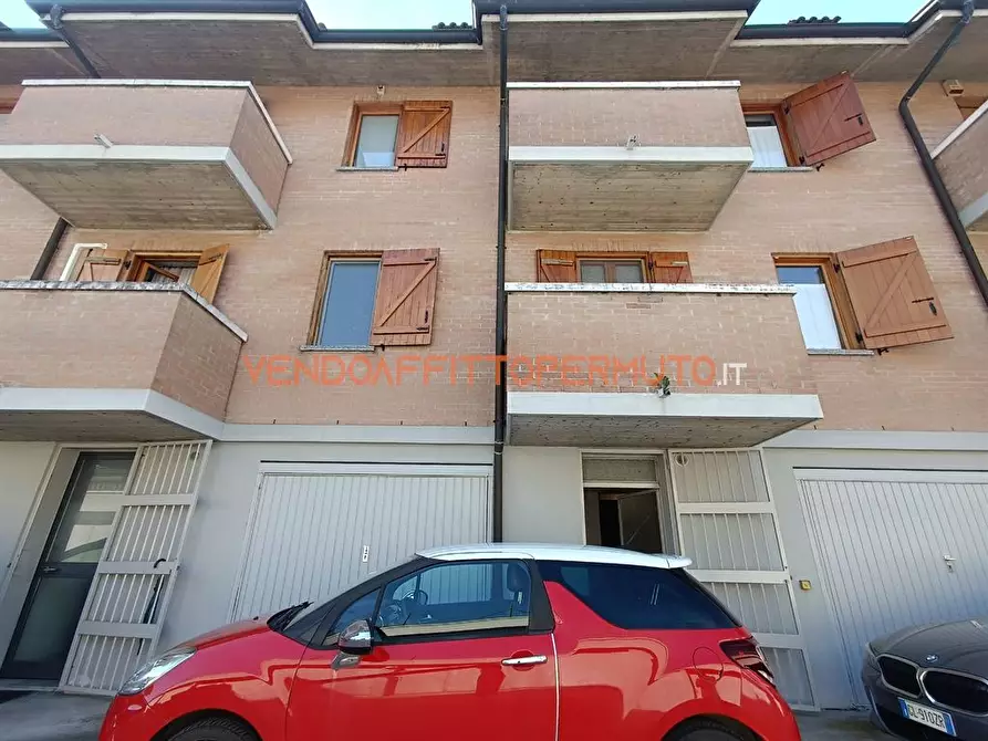 Immagine 1 di Villetta a schiera in vendita  in VIA PAOLO VI a Bagnatica