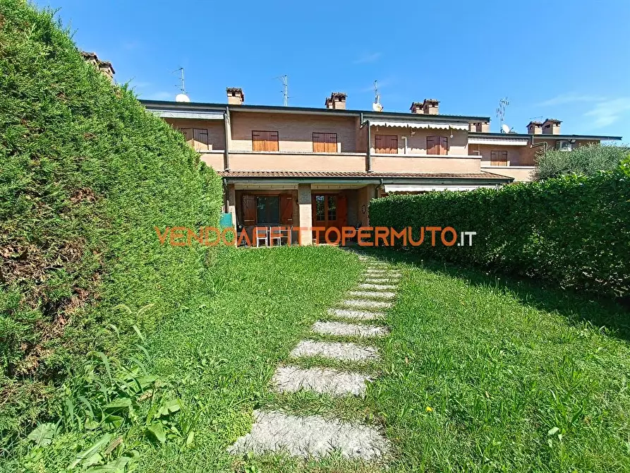 Immagine 3 di Villetta a schiera in vendita  in VIA PAOLO VI a Bagnatica