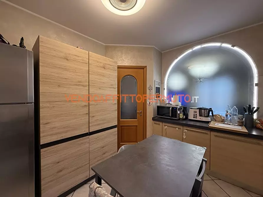 Immagine 7 di Appartamento in vendita  in VIA SOLFERINO a Cividate Al Piano