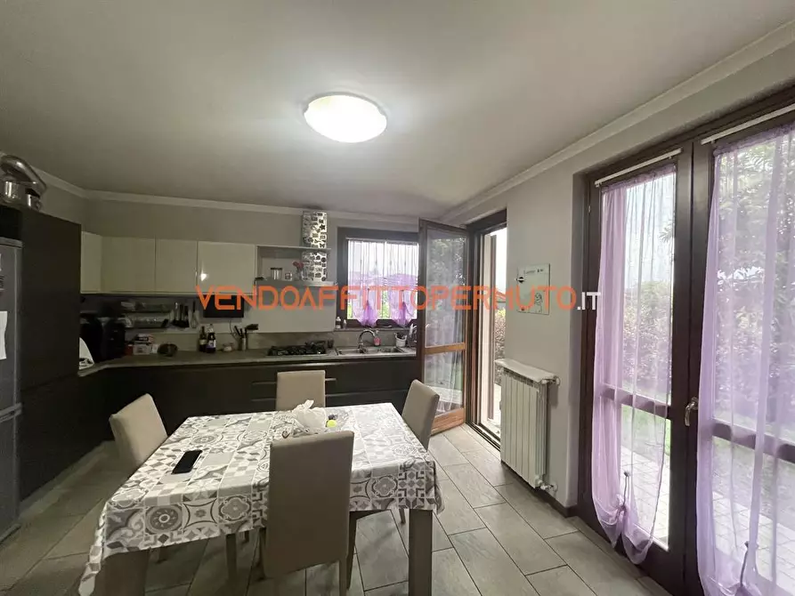 Immagine 1 di Villetta a schiera in vendita  in VIA  LIVRINI 1 a Brignano Gera D'adda