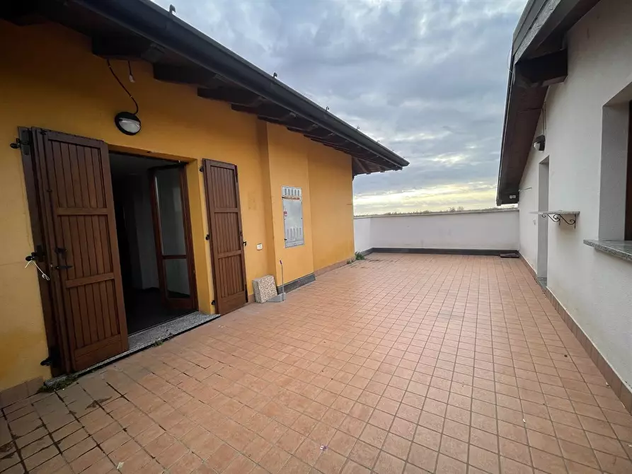 Immagine 6 di Attico in vendita  in VIA DELLA CASELLA a Martinengo