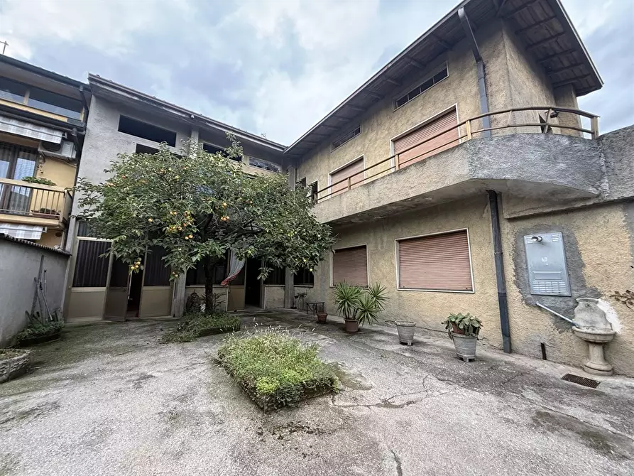 Immagine 3 di Casa indipendente in vendita  in VIA MONTE GRAPPA 1 a Cividate Al Piano