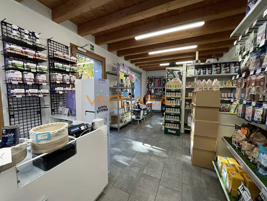 Immagine 9 di Alimentari in vendita  in VIA TRIESTE a Covo