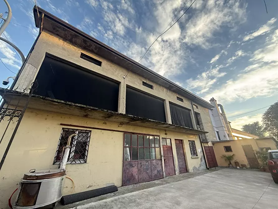 Immagine 2 di Casa indipendente in vendita  in VIA GUGLIELMO MARCONI 22 a Cividate Al Piano