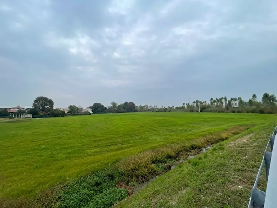 Immagine 8 di Terreno edificabile in vendita  in VIA CARAVAGGIO a Caravaggio