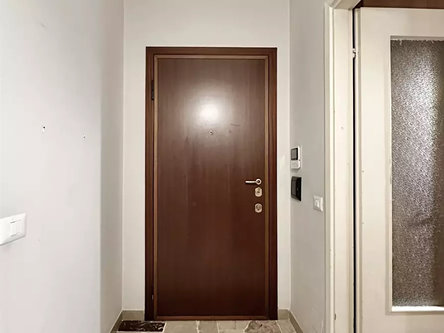 Immagine 6 di Appartamento in vendita  in via curtatone a Treviglio