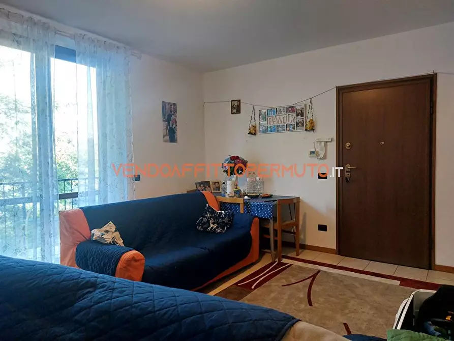 Immagine 2 di Appartamento in vendita  in VIA PALMIRP TOGLIATTI a Quinzano D'oglio