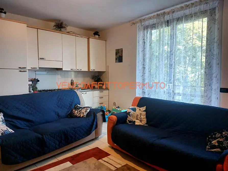 Immagine 3 di Appartamento in vendita  in VIA PALMIRP TOGLIATTI a Quinzano D'oglio