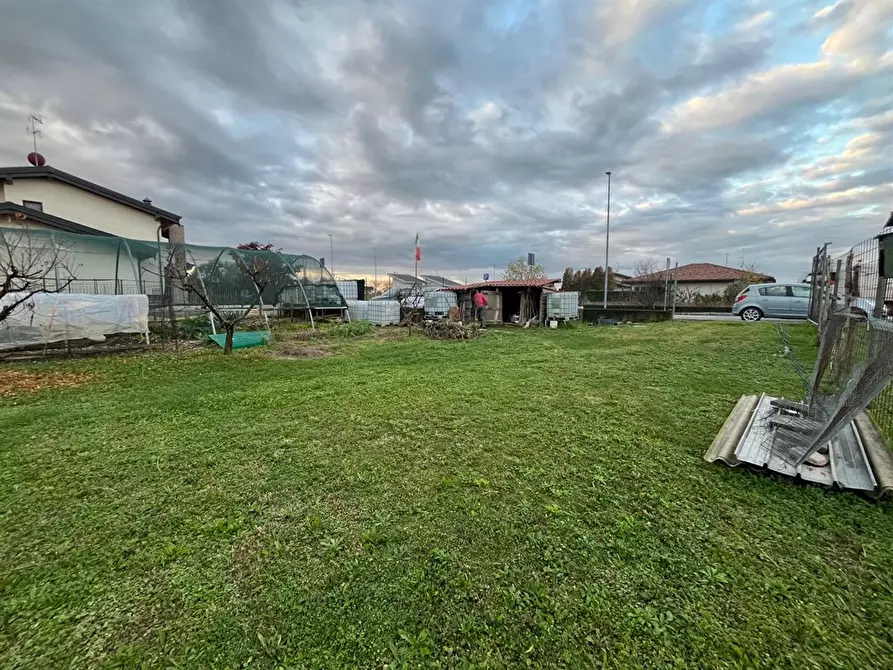 Immagine 7 di Terreno edificabile in vendita  in via pietro rama a Lurano