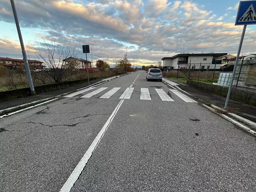 Immagine 8 di Terreno edificabile in vendita  in via pietro rama a Lurano