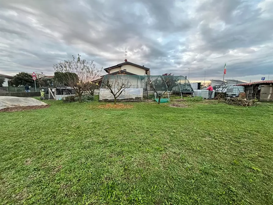 Immagine 5 di Terreno edificabile in vendita  in via pietro rama a Lurano