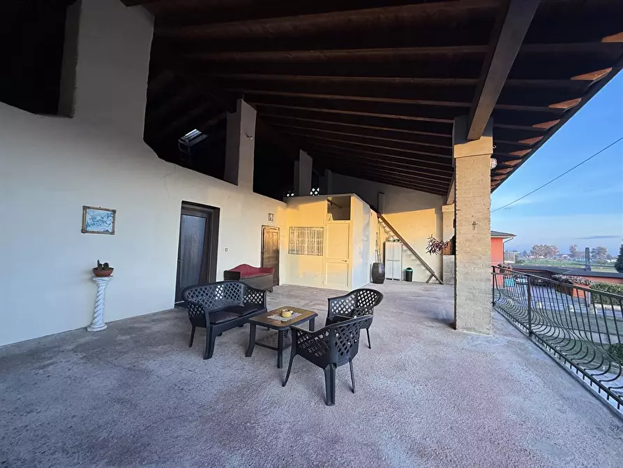 Immagine 6 di Casa indipendente in vendita  in VIA LEOPARDI 1 a Pontoglio