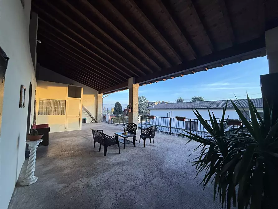 Immagine 3 di Casa indipendente in vendita  in VIA LEOPARDI 1 a Pontoglio