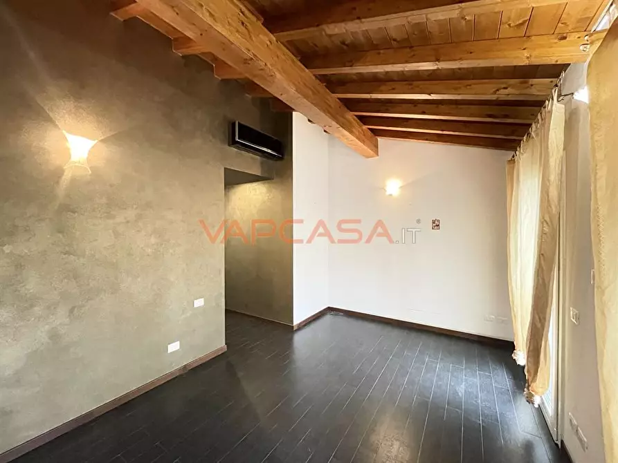 Immagine 5 di Casa semindipendente in vendita  in VIA BALILLA 33 a Romano Di Lombardia