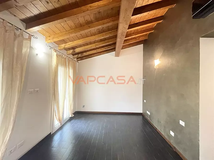 Immagine 3 di Casa semindipendente in vendita  in VIA BALILLA 33 a Romano Di Lombardia