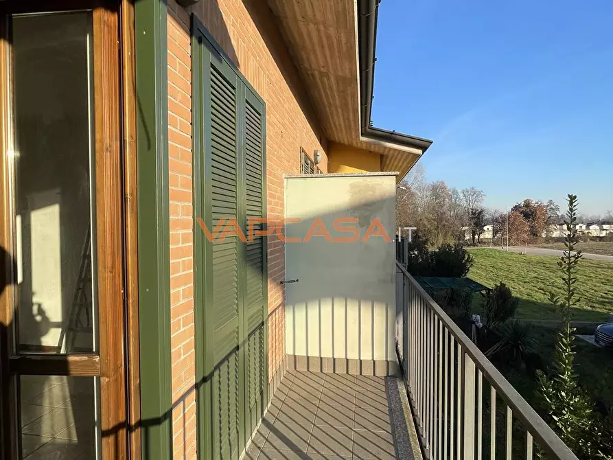 Immagine 4 di Appartamento in vendita  in GIORGIO LA PIRA 77 a Mozzanica