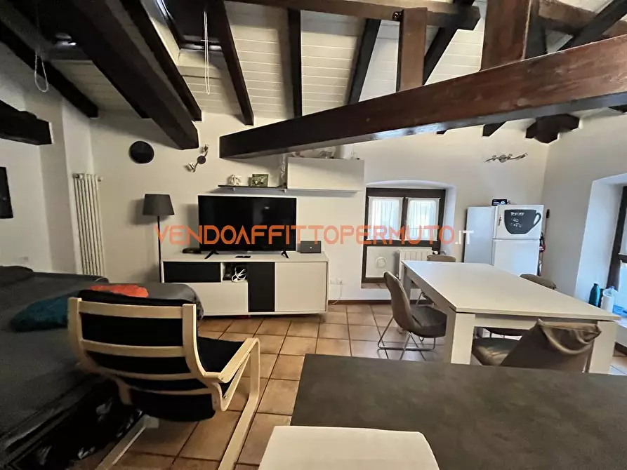 Immagine 4 di Appartamento in vendita  in VIA GIACOMO MATTEOTTI 5 a Romano Di Lombardia