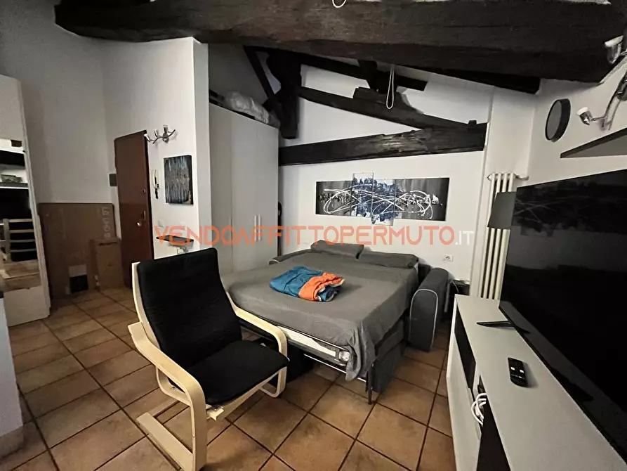 Immagine 1 di Appartamento in vendita  in VIA GIACOMO MATTEOTTI 5 a Romano Di Lombardia