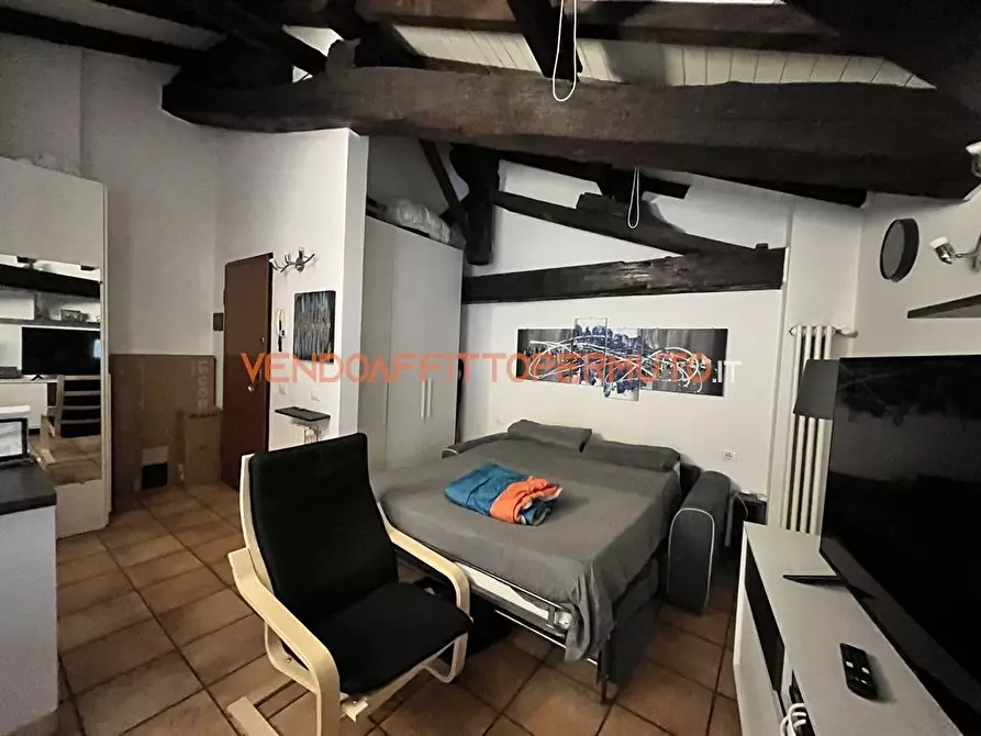 Immagine 1 di Appartamento in vendita  in VIA GIACOMO MATTEOTTI 5 a Romano Di Lombardia