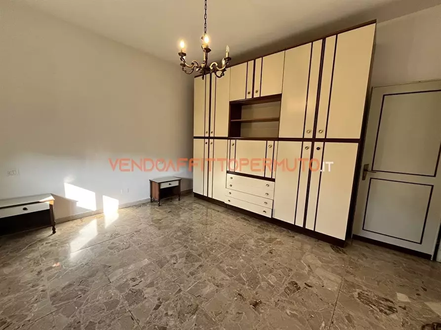 Immagine 6 di Appartamento in vendita  in VIA CRISPI a Romano Di Lombardia