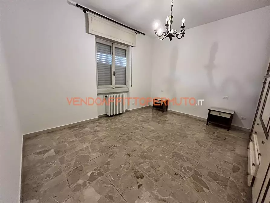 Immagine 1 di Appartamento in vendita  in VIA CRISPI a Romano Di Lombardia
