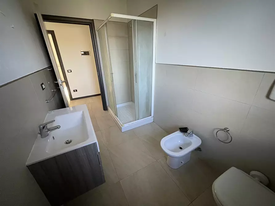 Immagine 1 di Appartamento in vendita  in VIALE LOMBARDIA a Romano Di Lombardia