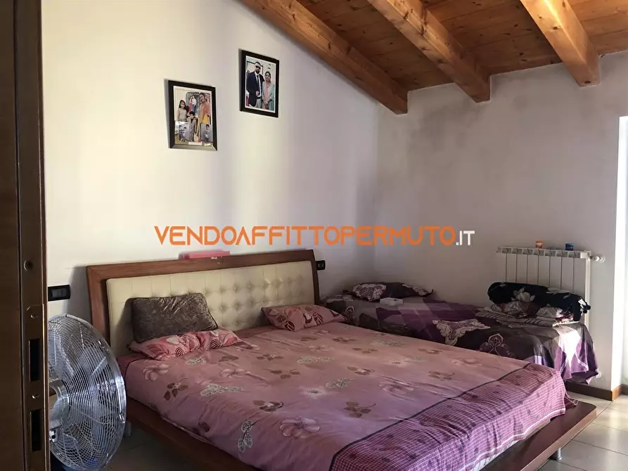 Immagine 1 di Appartamento in vendita  in via Palmiro Togliatti snc a Quinzano D'oglio