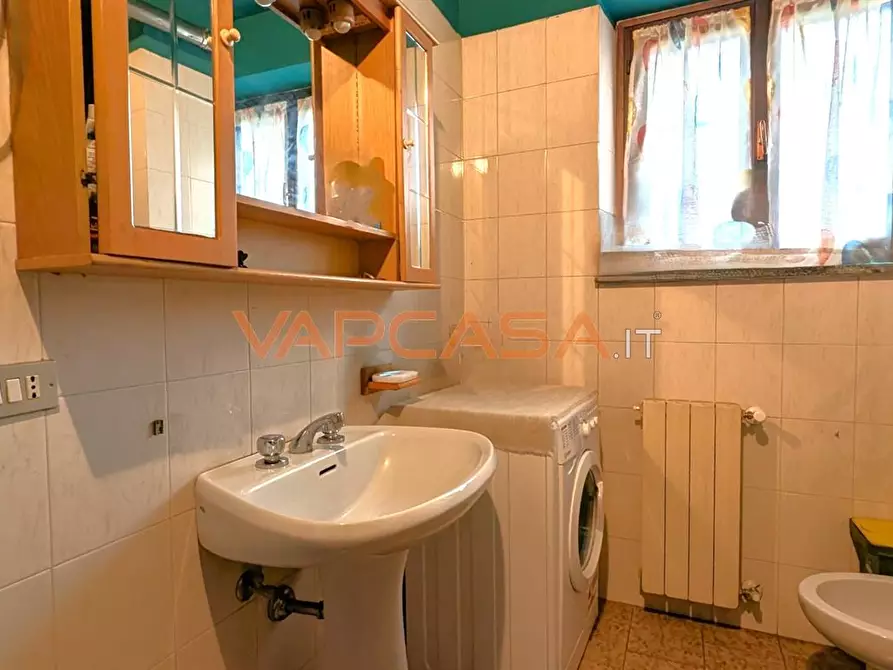 Immagine 2 di Appartamento in vendita  in VIA VITTORIO VENETO 15 a Verdellino