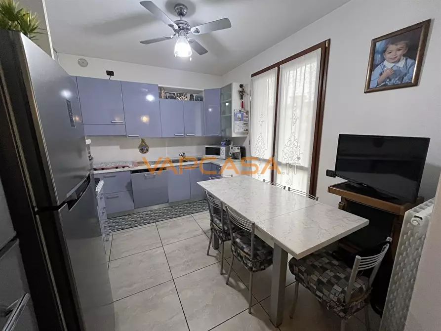 Immagine 2 di Appartamento in vendita  in VIA PIAVE a Martinengo