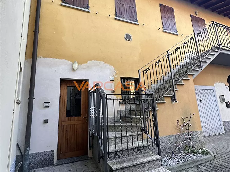 Immagine 5 di Appartamento in vendita  in VIA SENATORE ANGELO CARMINATI 41 a Brignano Gera D'adda