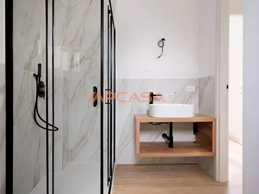 Immagine 8 di Appartamento in vendita  in VIA CAMILLO CAVOUR 1 a Treviglio